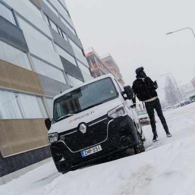 Saavu yhteiskäyttöautolle ajoissa - 24Rent Saavu yhteiskäyttöautolle ajoissa - 24Rent
