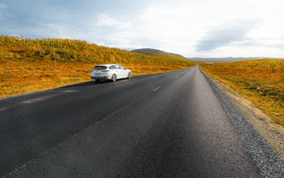 Experience Finnish autumn with a rental car: top destinations & tips