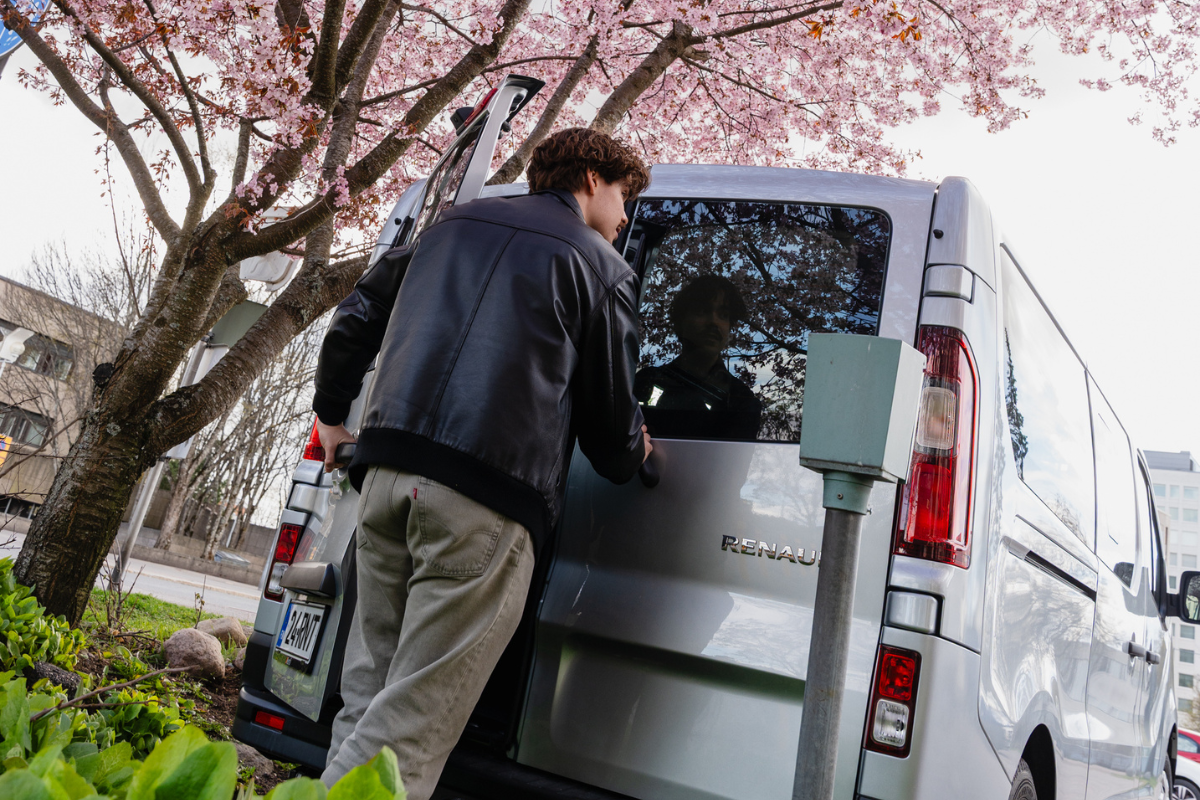 Minibussin vuokraaminen Tampereella